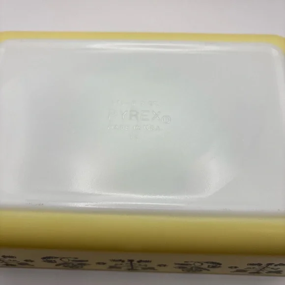 Pyrex promotional Needlepoint Embroidery Design - Picture 11 of 16